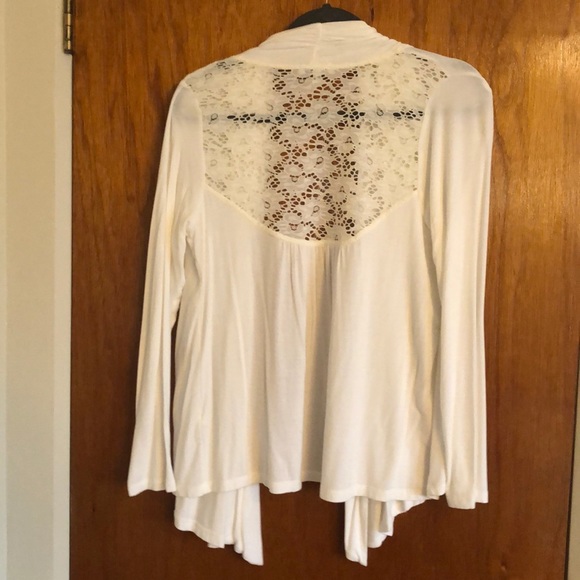 Long sleeve flowing white cardigan - Picture 3 of 3